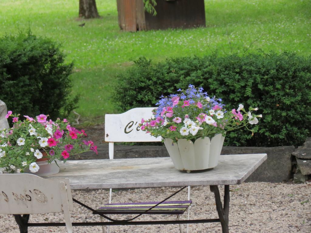 Le Jardin Bed and Breakfast Laragne-Monteglin Exteriör bild